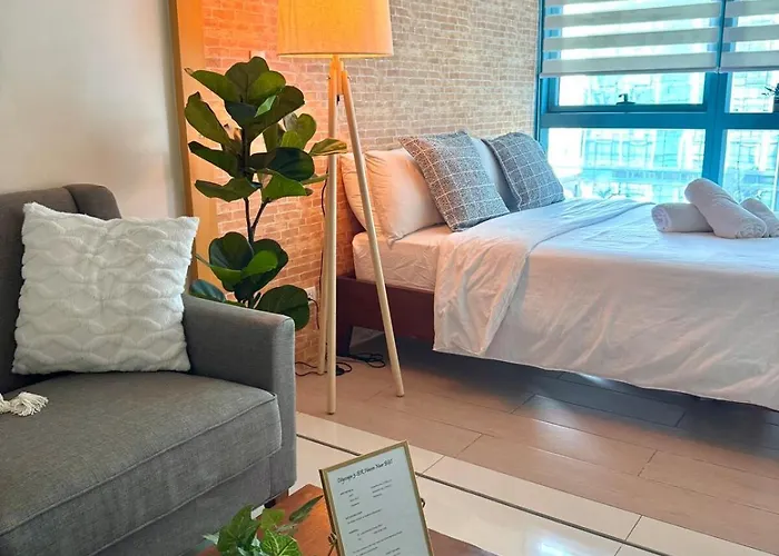 Chic 1-br At Uptown Bgc