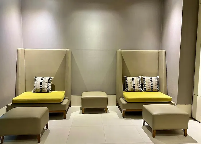 Chic 1-br At Uptown Bgc * Manila